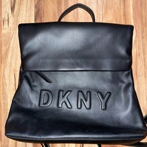 DKNY Tilly Medium Logo Backpack